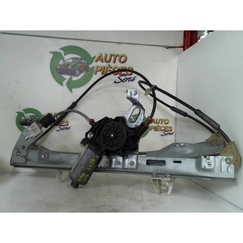 Leve vitre electrique avant gauche PEUGEOT 206 PHASE 1 d’occasion