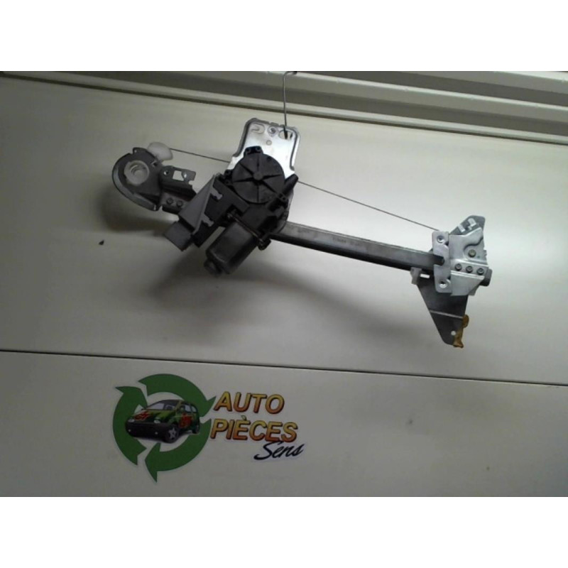 Leve vitre electrique arriere droit PEUGEOT 307 PHASE 2 d’occasion