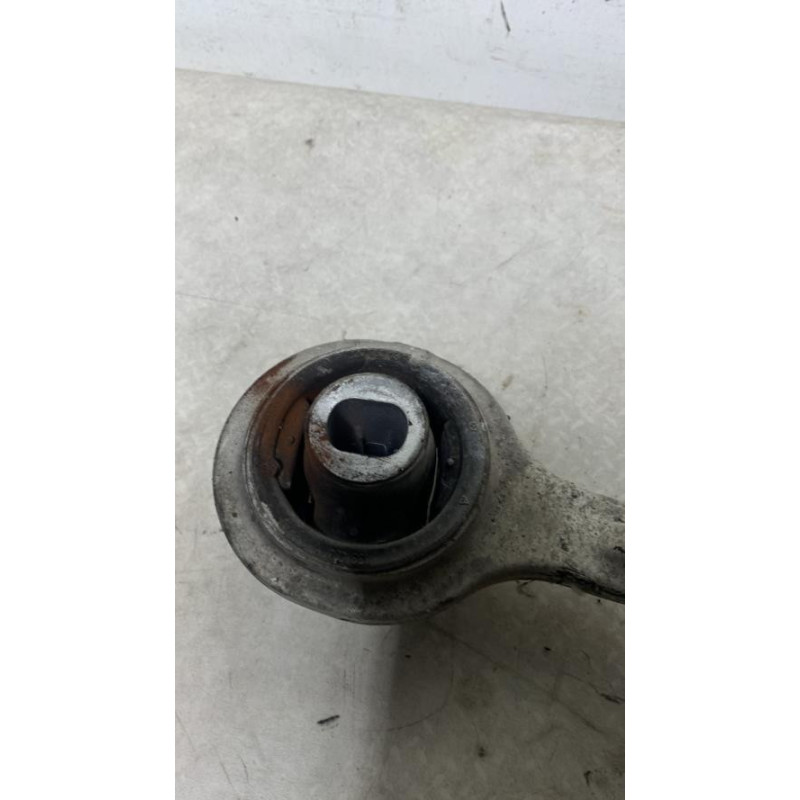 Bras de suspension superieur avant droit MERCEDES CLASSE S 220 d’occasion