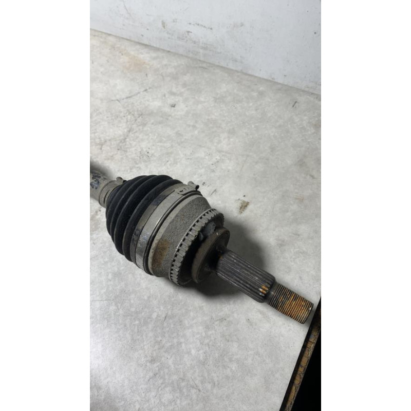 Cardan droit (transmission) TOYOTA AVENSIS 2 PHASE 2 d’occasion