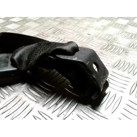 Attache ceinture arriere droit BMW SERIE 1 E87 PHASE 1 d’occasion