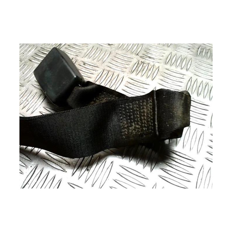 Attache ceinture arriere droit BMW SERIE 1 E87 PHASE 1 d’occasion