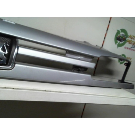 Calandre PEUGEOT 806 PHASE 1 d’occasion