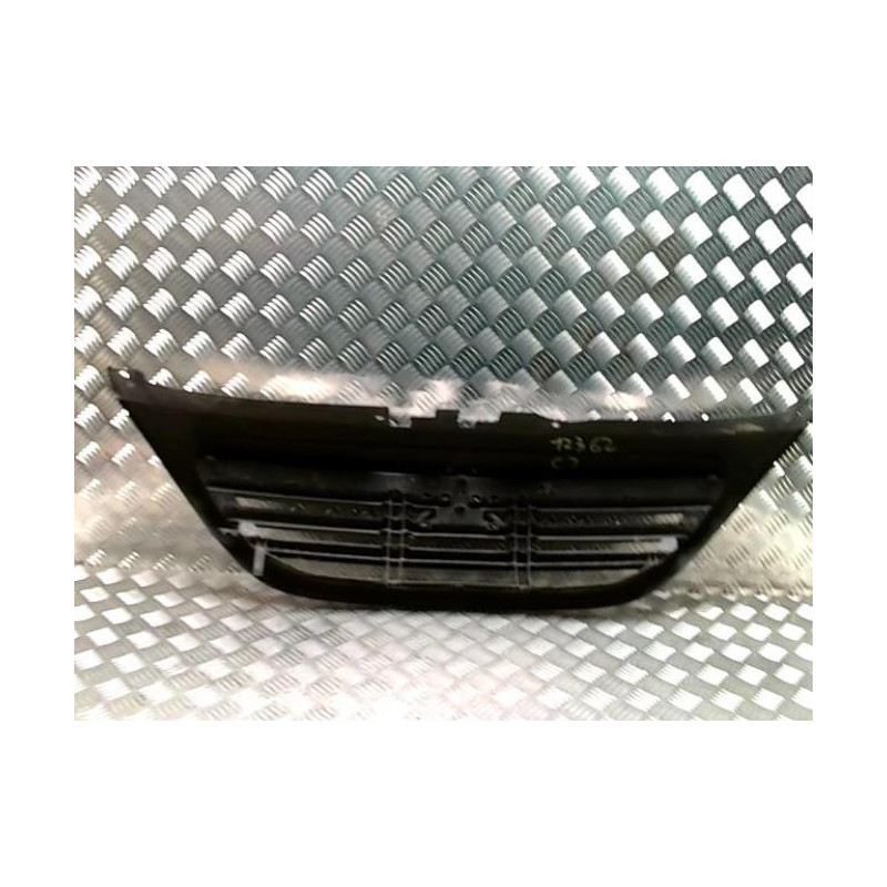 Calandre CITROEN C3 1 PHASE 1 d’occasion