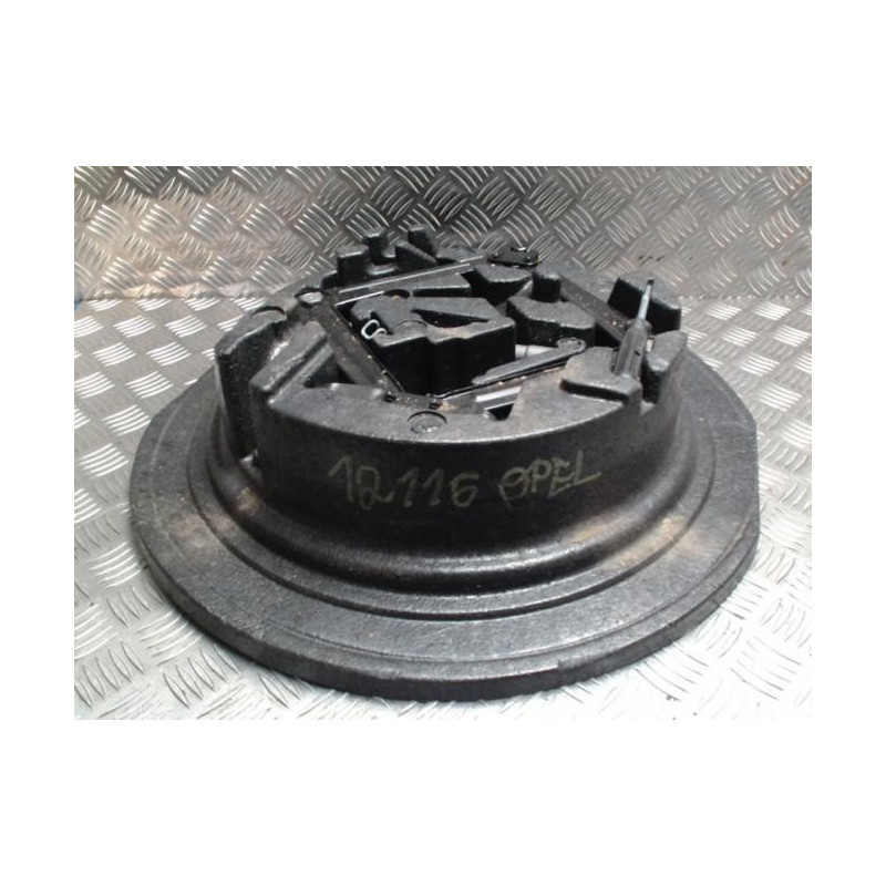 Cric (Ensemble depannage) OPEL MERIVA B PHASE 1 d’occasion