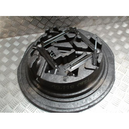 Cric (Ensemble depannage) OPEL MERIVA B PHASE 1 d’occasion