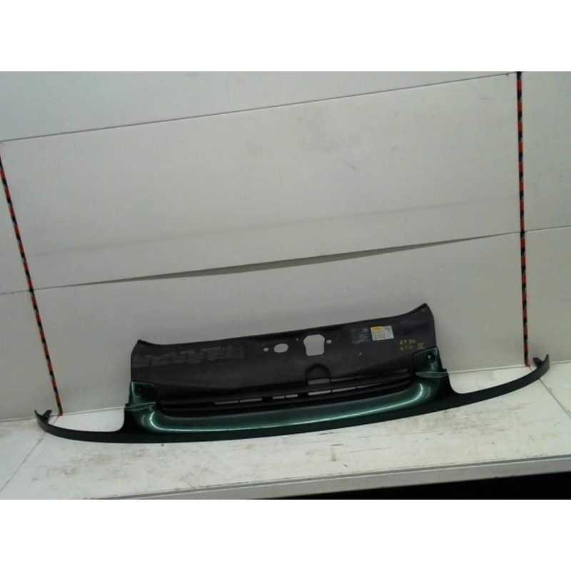 Calandre RENAULT CLIO 2 PHASE 1 d’occasion