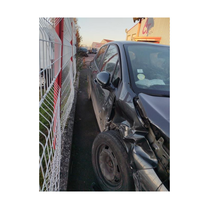 Bras essuie glace avant gauche PEUGEOT 208 1 PHASE 2 d’occasion