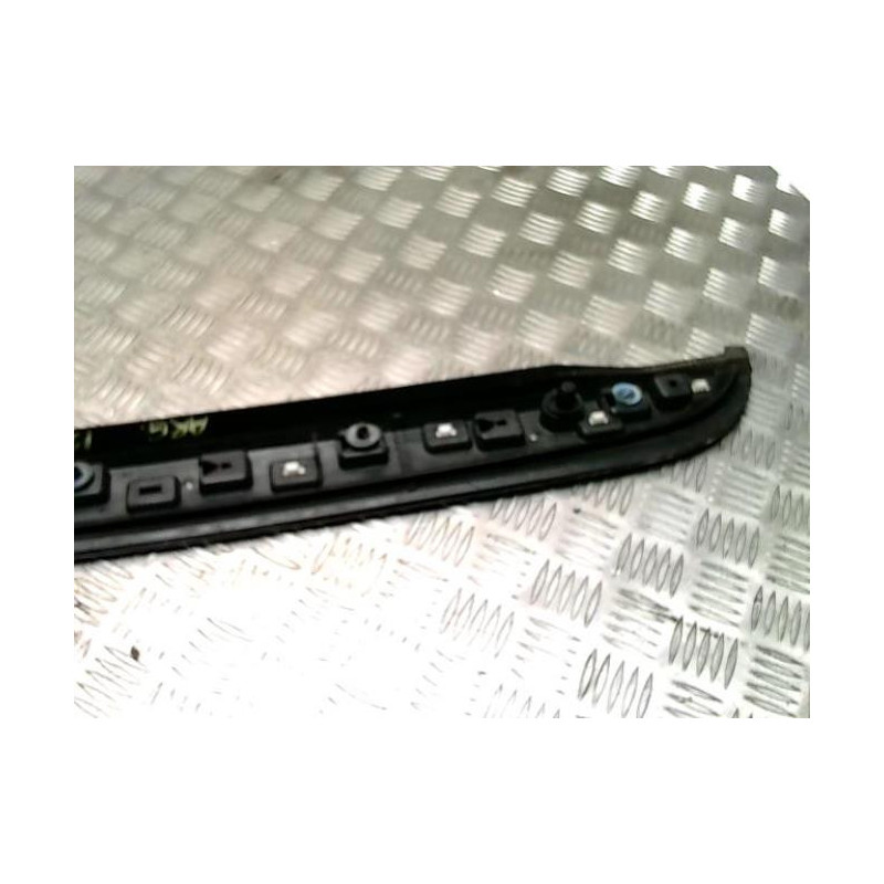 Baguette de porte arriere gauche  PEUGEOT 2008 1 PHASE 1 d’occasion