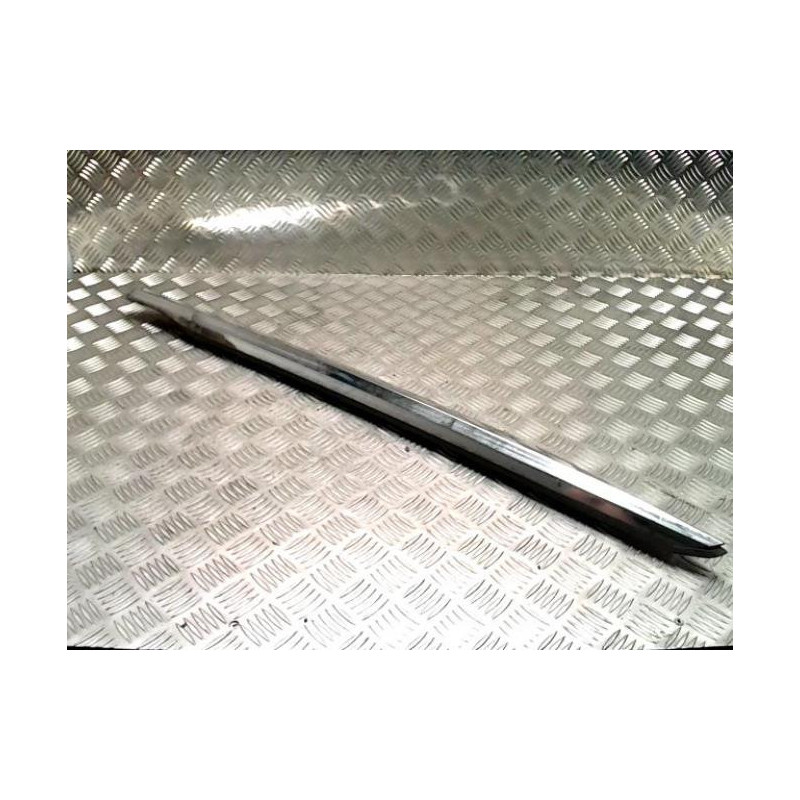 Baguette de porte arriere droite PEUGEOT 2008 1 PHASE 1 d’occasion