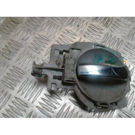 Poignee interieur avant gauche CITROEN C3 1 PHASE 1 d’occasion