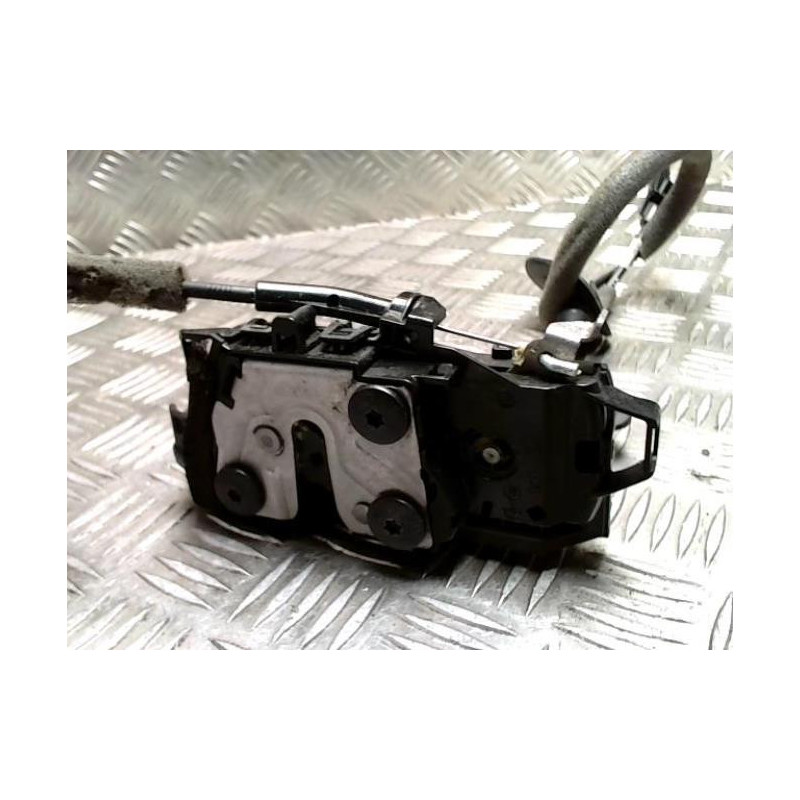 Serrure arriere droit RENAULT CLIO 5 PHASE 1 d’occasion