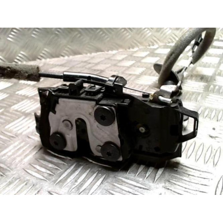 Serrure arriere droit RENAULT CLIO 5 PHASE 1 d’occasion