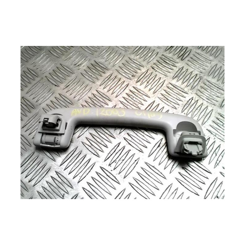 Poignee de maintien avant droit RENAULT CLIO 5 PHASE 1 d’occasion
