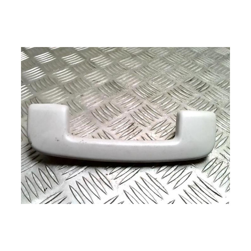 Poignee de maintien avant droit RENAULT CLIO 5 PHASE 1 d’occasion