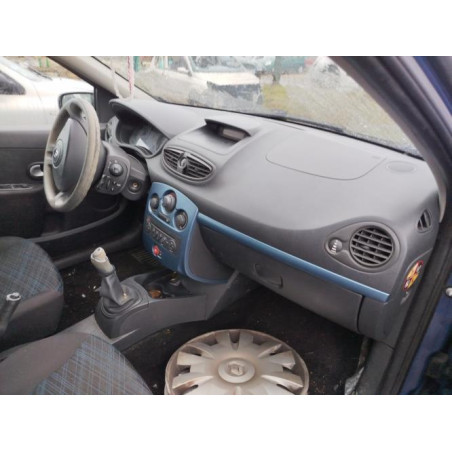Pare brise RENAULT CLIO 3 PHASE 1 d’occasion