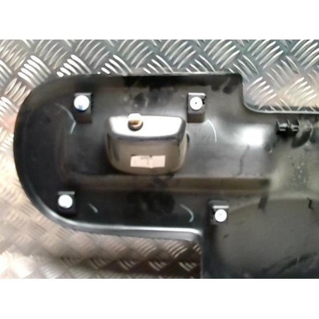 Garniture hayon RENAULT TWINGO 2 PHASE 1 d’occasion