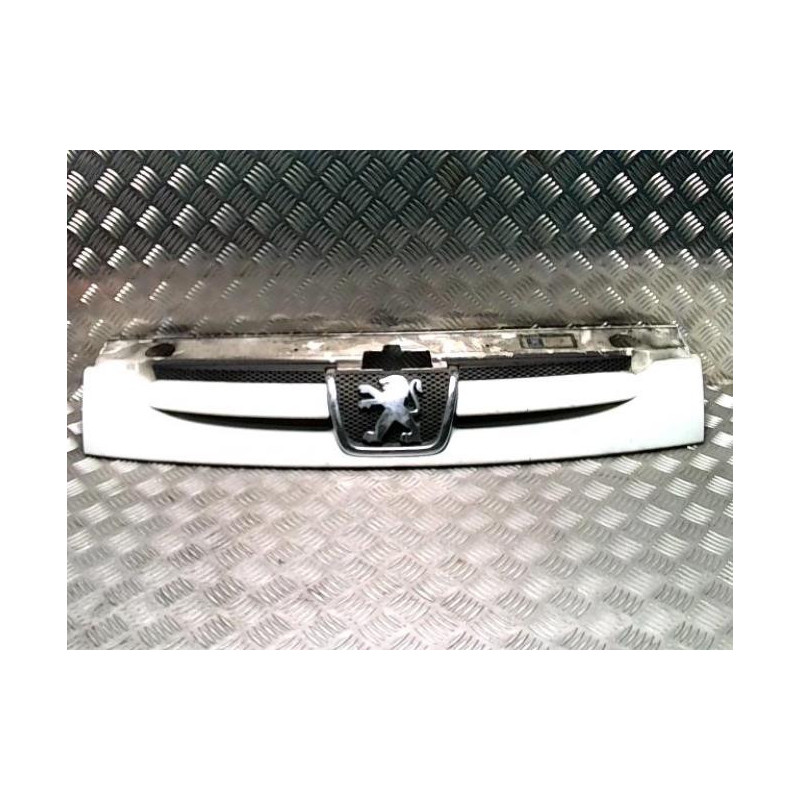 Calandre PEUGEOT PARTNER 1 PHASE 2 d’occasion