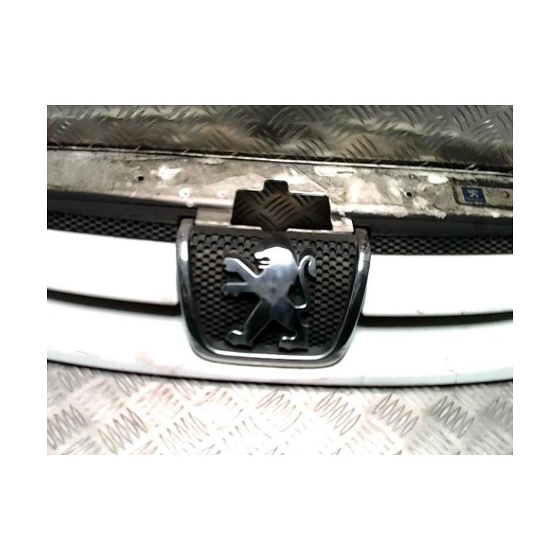 Calandre PEUGEOT PARTNER 1 PHASE 2 d’occasion