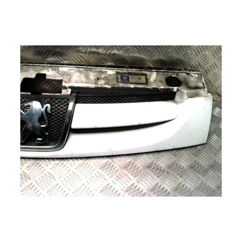 Calandre PEUGEOT PARTNER 1 PHASE 2 d’occasion