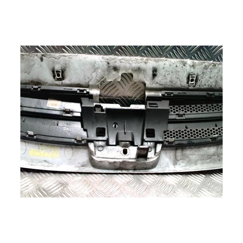 Calandre PEUGEOT PARTNER 1 PHASE 2 d’occasion