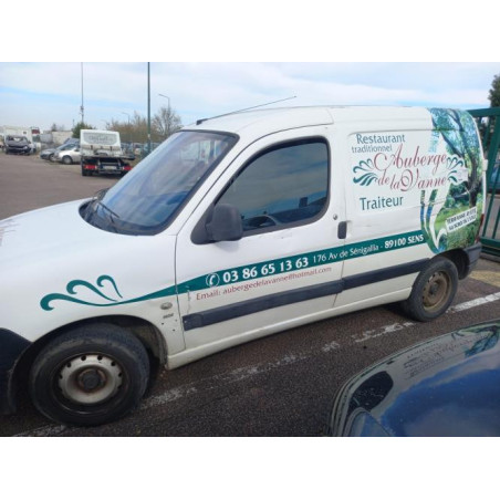 Calandre PEUGEOT PARTNER 1 PHASE 2 d’occasion