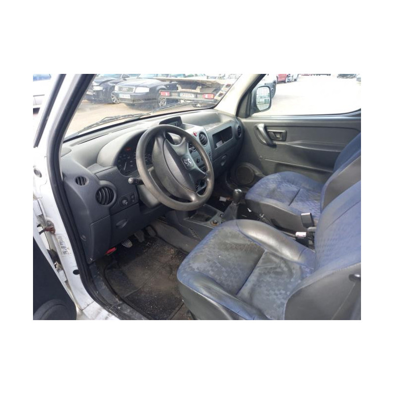 Calandre PEUGEOT PARTNER 1 PHASE 2 d’occasion