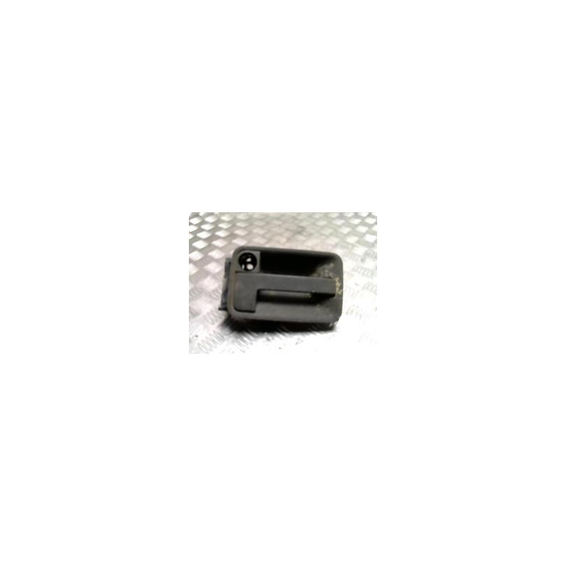Poignee porte coffre droit FIAT SCUDO 1 PHASE 1 d’occasion
