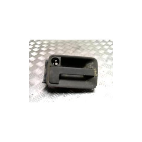 Poignee porte coffre droit FIAT SCUDO 1 PHASE 1 d’occasion