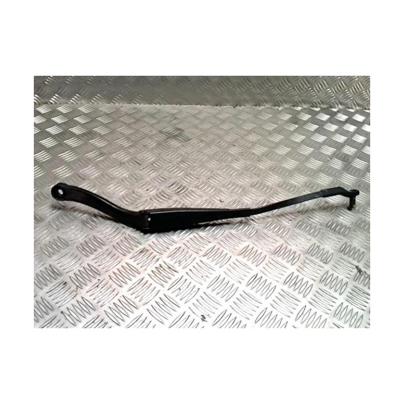 Bras essuie glace avant gauche MERCEDES CLASSE C 204 PHASE 2 COUPE d’occasion