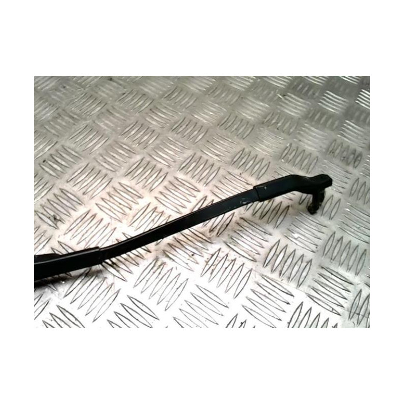 Bras essuie glace avant gauche MERCEDES CLASSE C 204 PHASE 2 COUPE d’occasion