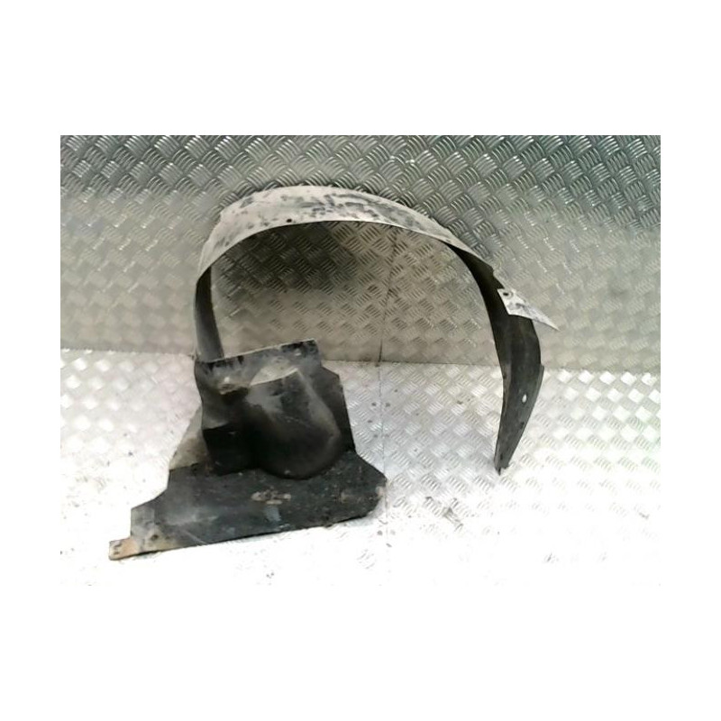 Pare boue avant droit CITROEN XANTIA PHASE 2 d’occasion
