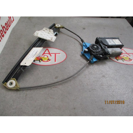 Leve vitre electrique arriere gauche AUDI A4 (B7) d’occasion