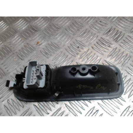 Interrupteur de leve vitre avant gauche RENAULT TWINGO 2 PHASE 1 d’occasion