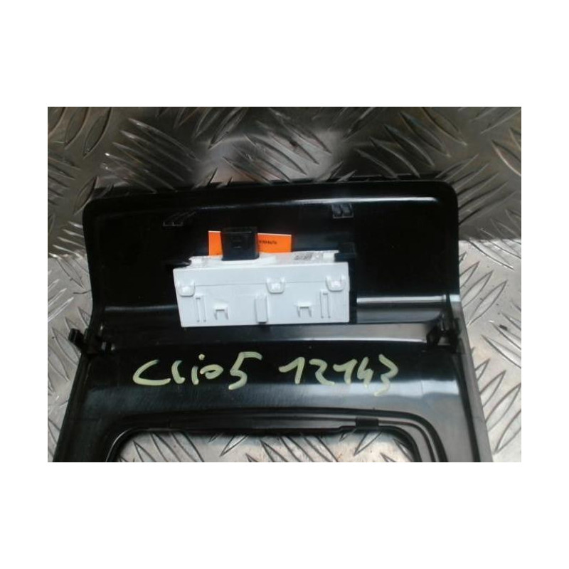 Bouton SOS RENAULT CLIO 5 PHASE 1 d’occasion