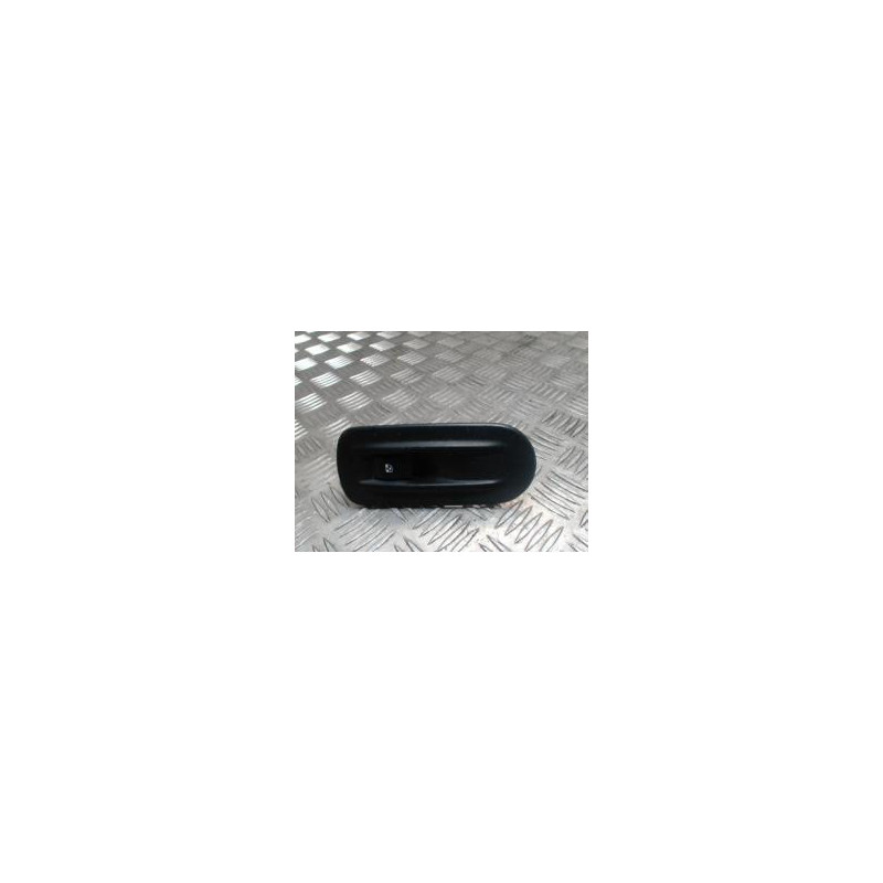Interrupteur de leve vitre avant droit RENAULT MASTER 2 PHASE 2 d’occasion