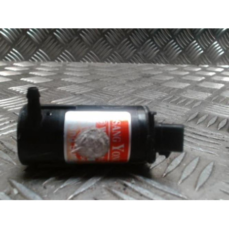 Pompe lave glace avant SSANGYONG REXTON 1 PHASE 1 d’occasion