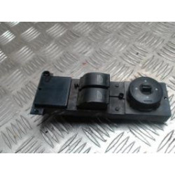 Interrupteur de leve vitre avant gauche FORD C-MAX 1 PHASE 1 d’occasion
