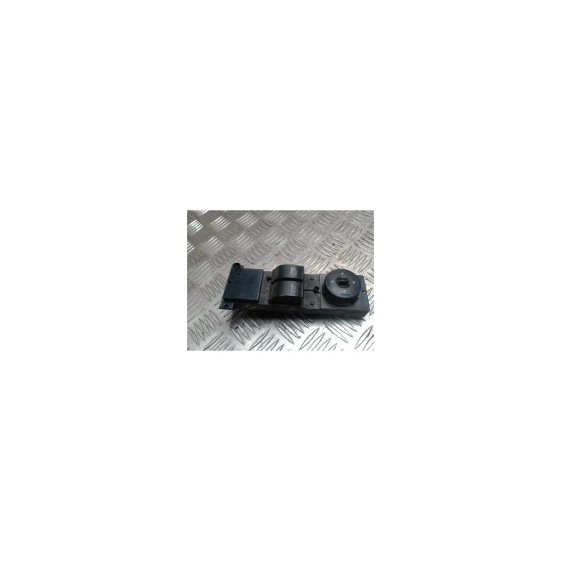 Interrupteur de leve vitre avant gauche FORD C-MAX 1 PHASE 1 d’occasion