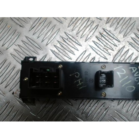 Interrupteur de leve vitre avant gauche FORD C-MAX 1 PHASE 1 d’occasion