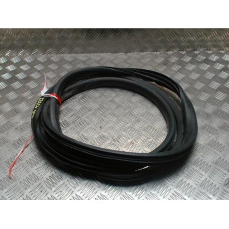 Joint de porte avant droite RENAULT GRAND SCENIC 3 PHASE 2 d’occasion