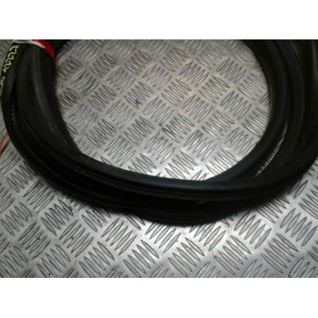 Joint de porte avant droite RENAULT GRAND SCENIC 3 PHASE 2 d’occasion