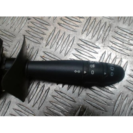 Commodo phare RENAULT CLIO 2 PHASE 2 d’occasion