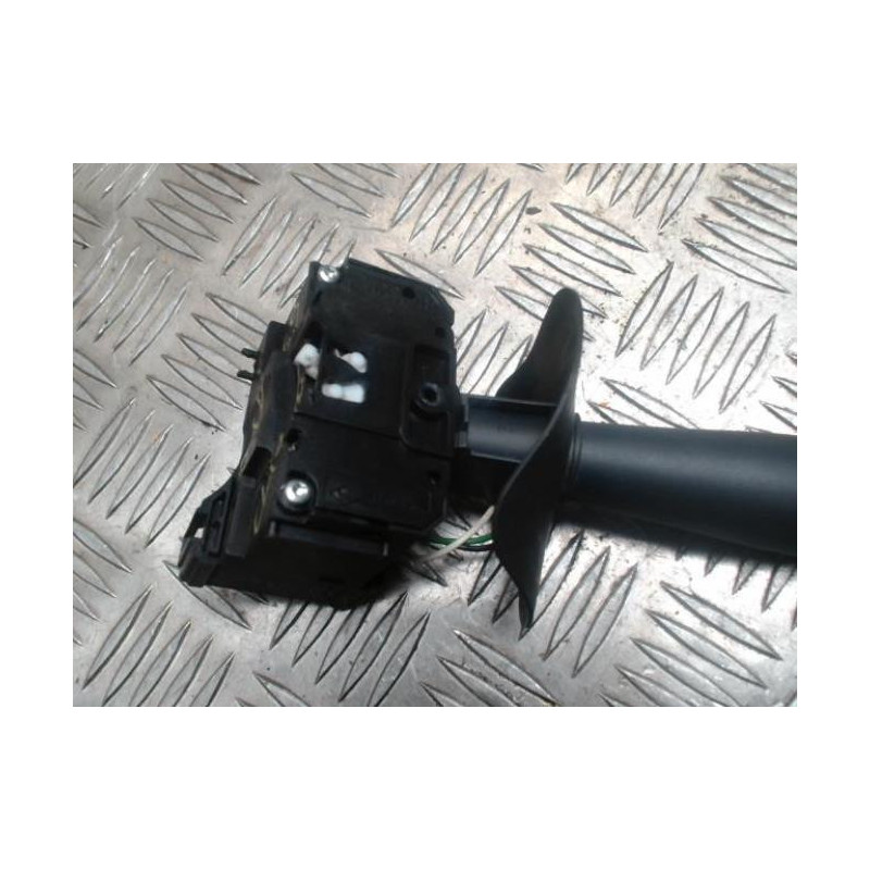 Commodo phare RENAULT CLIO 2 PHASE 2 d’occasion