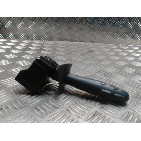 Commodo phare RENAULT CLIO 2 PHASE 2 d’occasion