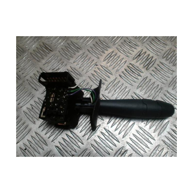 Commodo phare RENAULT CLIO 2 PHASE 2 d’occasion