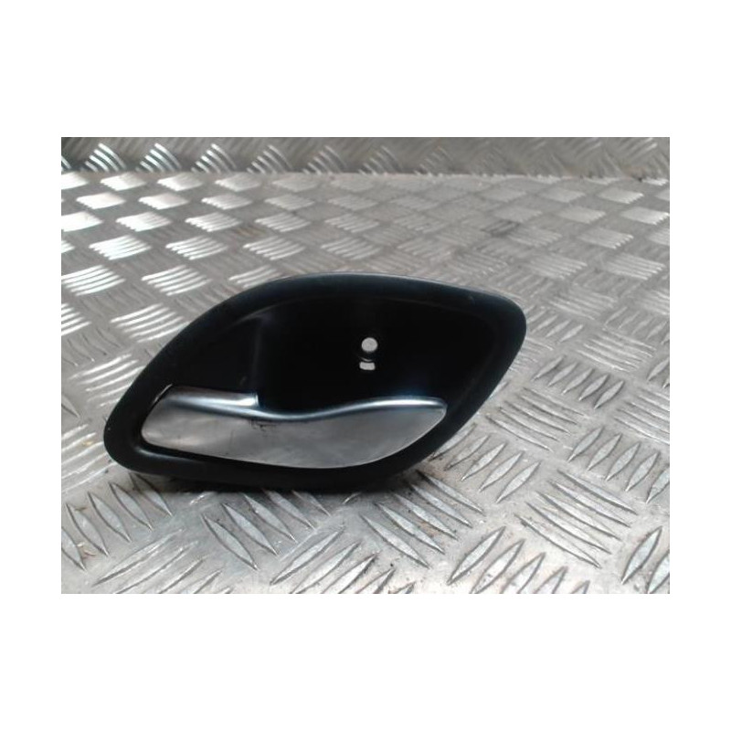 Poignee interieur avant gauche RENAULT GRAND ESPACE 4 PHASE 1 d’occasion