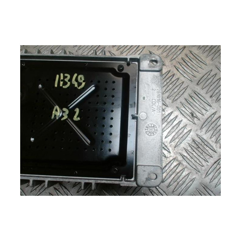 Amplificateur audio AUDI A3 2 PHASE 1 d’occasion