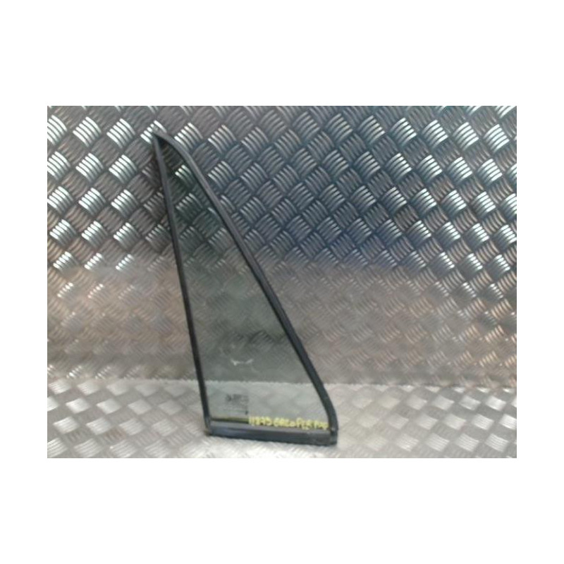 Custode avant gauche (porte) HYUNDAI GALLOPER d’occasion