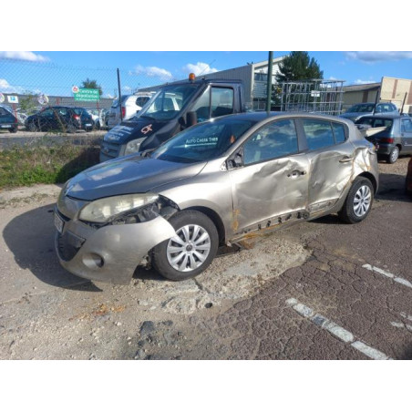 Catadioptre RENAULT MEGANE 3 PHASE 1 d’occasion